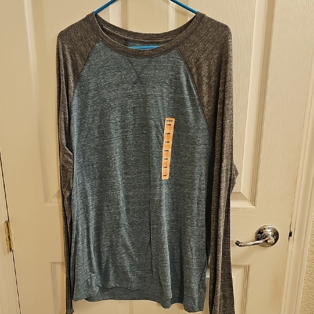 Urban Pipeline Heather Gray & Green Shirt